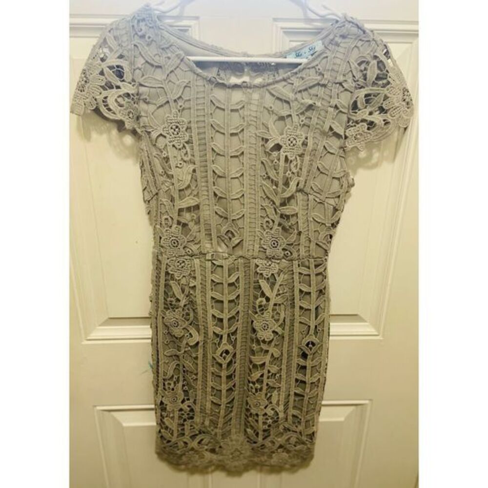 She +‎ Sky Lace Crochet Mini Dress Open Back Party Cocktail Dress S